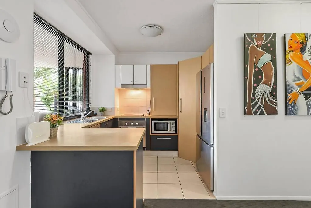 Resort Living - 10Mins Cbd - 2Bed / 2Bath / 1Car Brisbane 0*,
