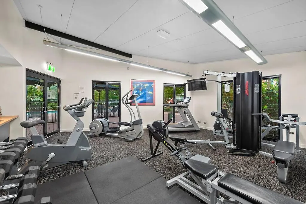 Resort Living - 10Mins Cbd - 2Bed / 2Bath / 1Car Brisbane