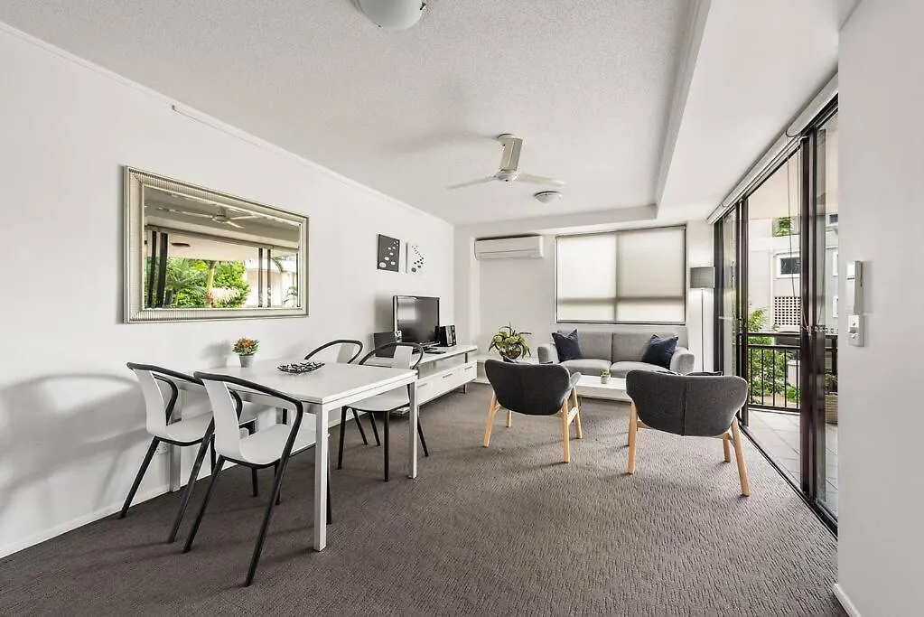 Resort Living - 10Mins Cbd - 2Bed / 2Bath / 1Car Brisbane Appartement
